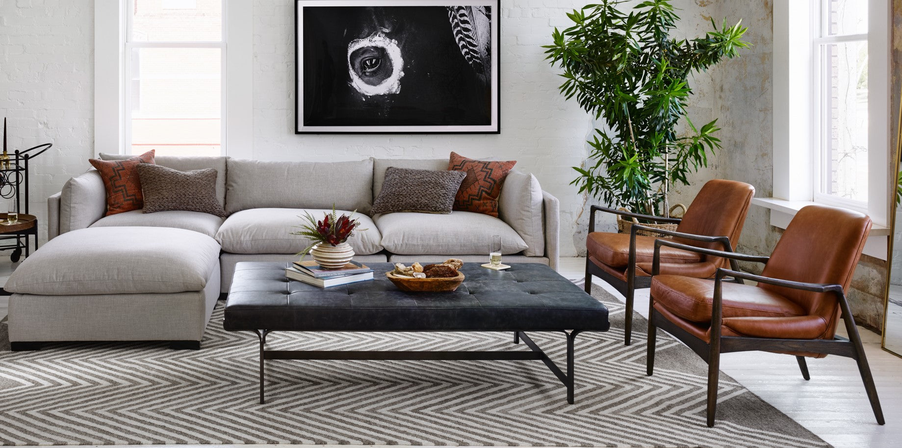 Ottomans, Poufs & Stools