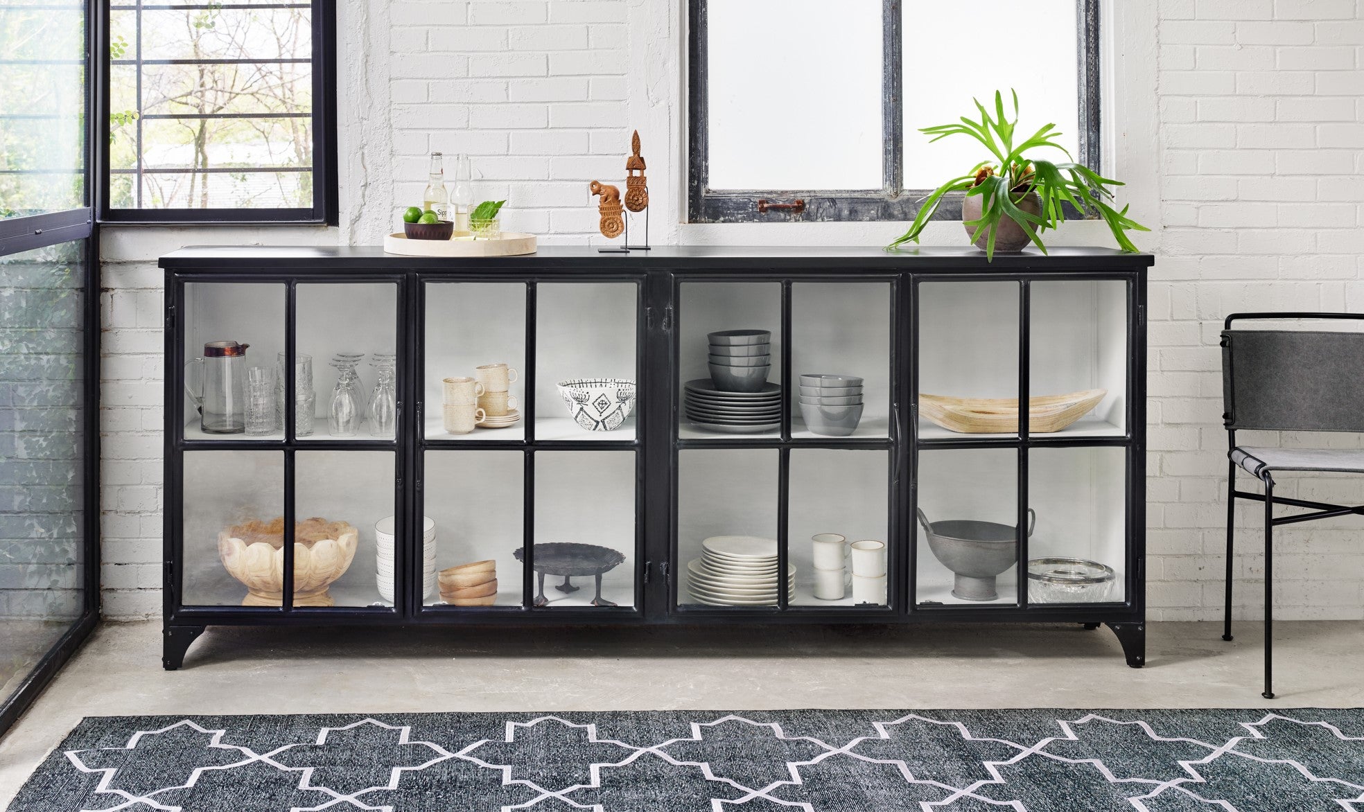 Cabinets & Sideboards