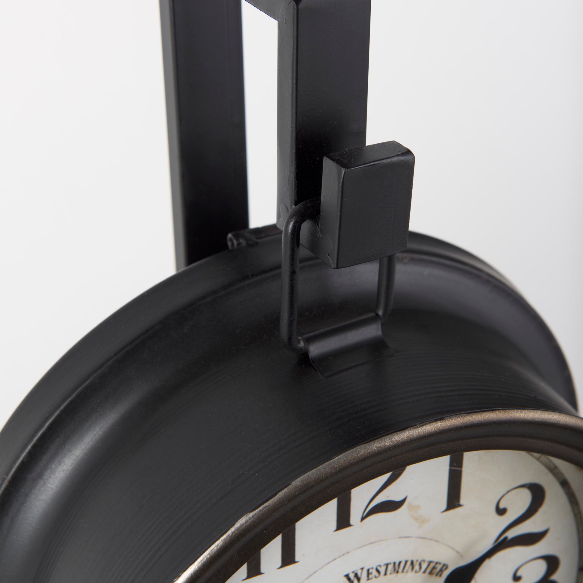 Taxz Hanging Table Clock