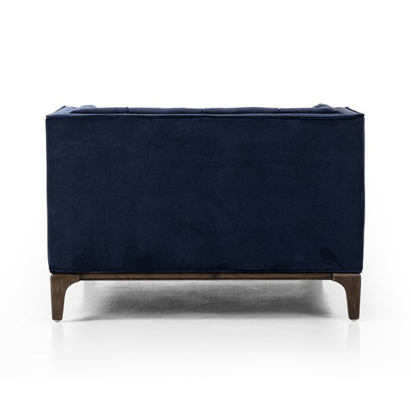 Vivian Chaise