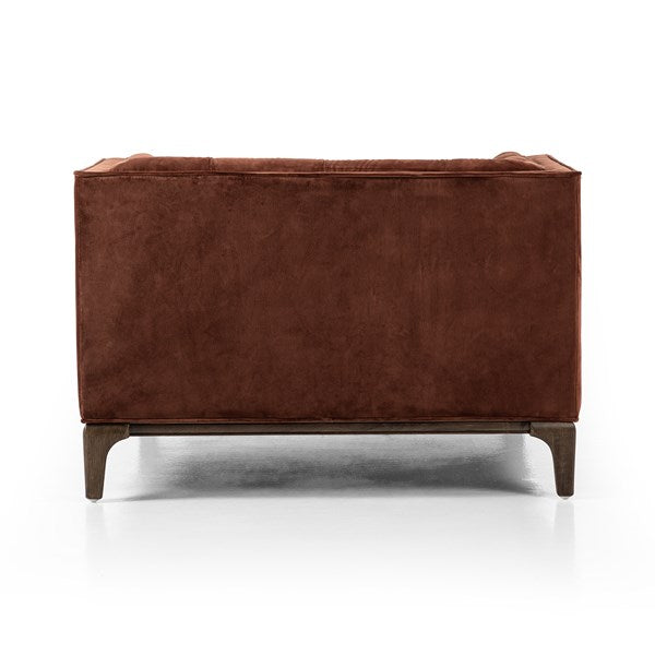 Vivian Chaise