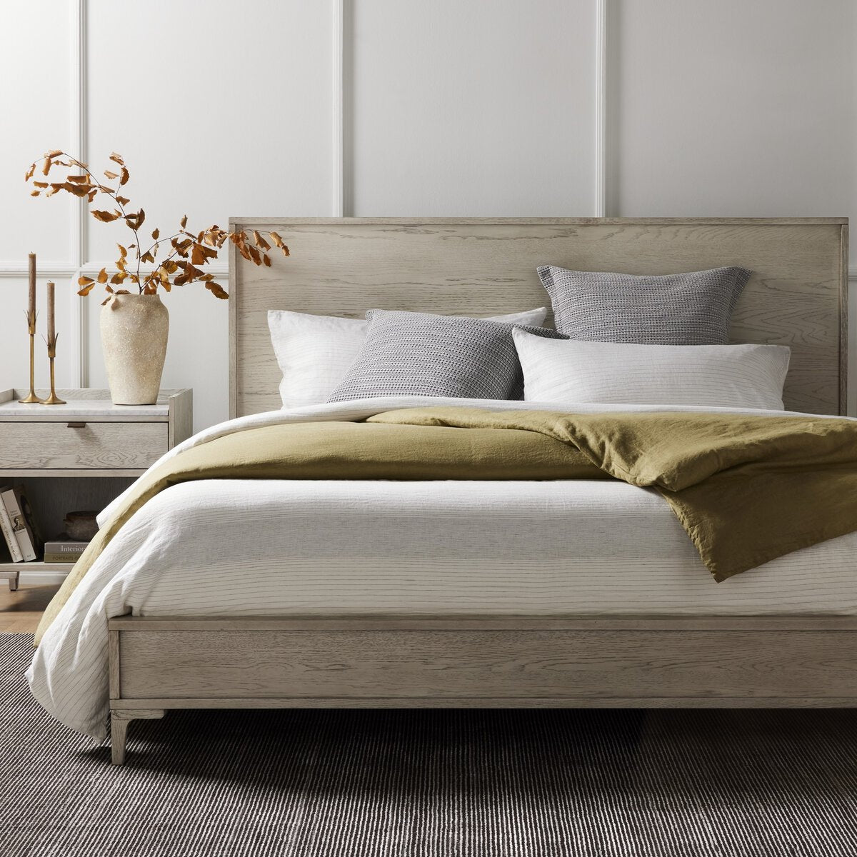 Veritas Queen Bed