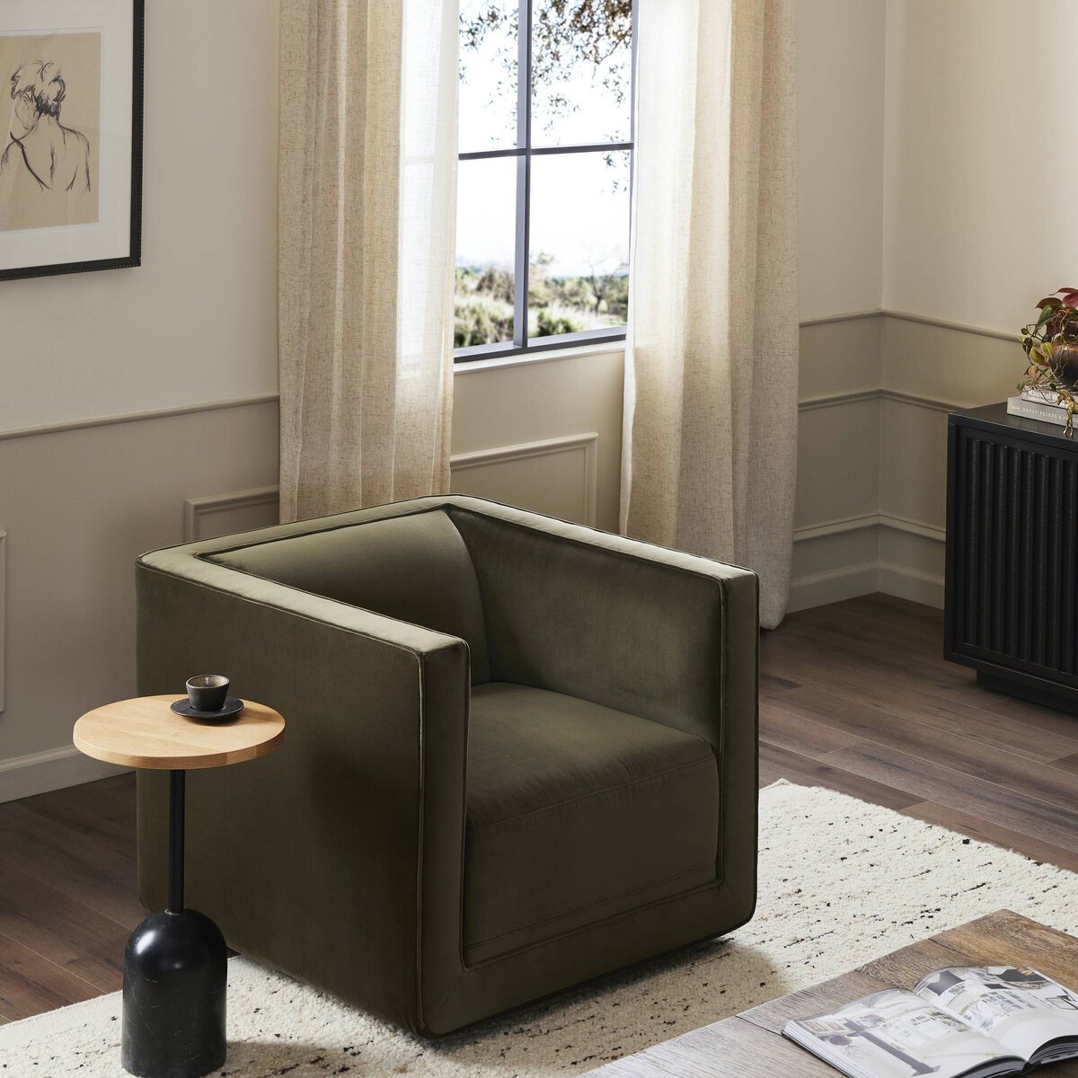 Patrick Swivel Chair