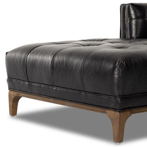 Vivian Chaise