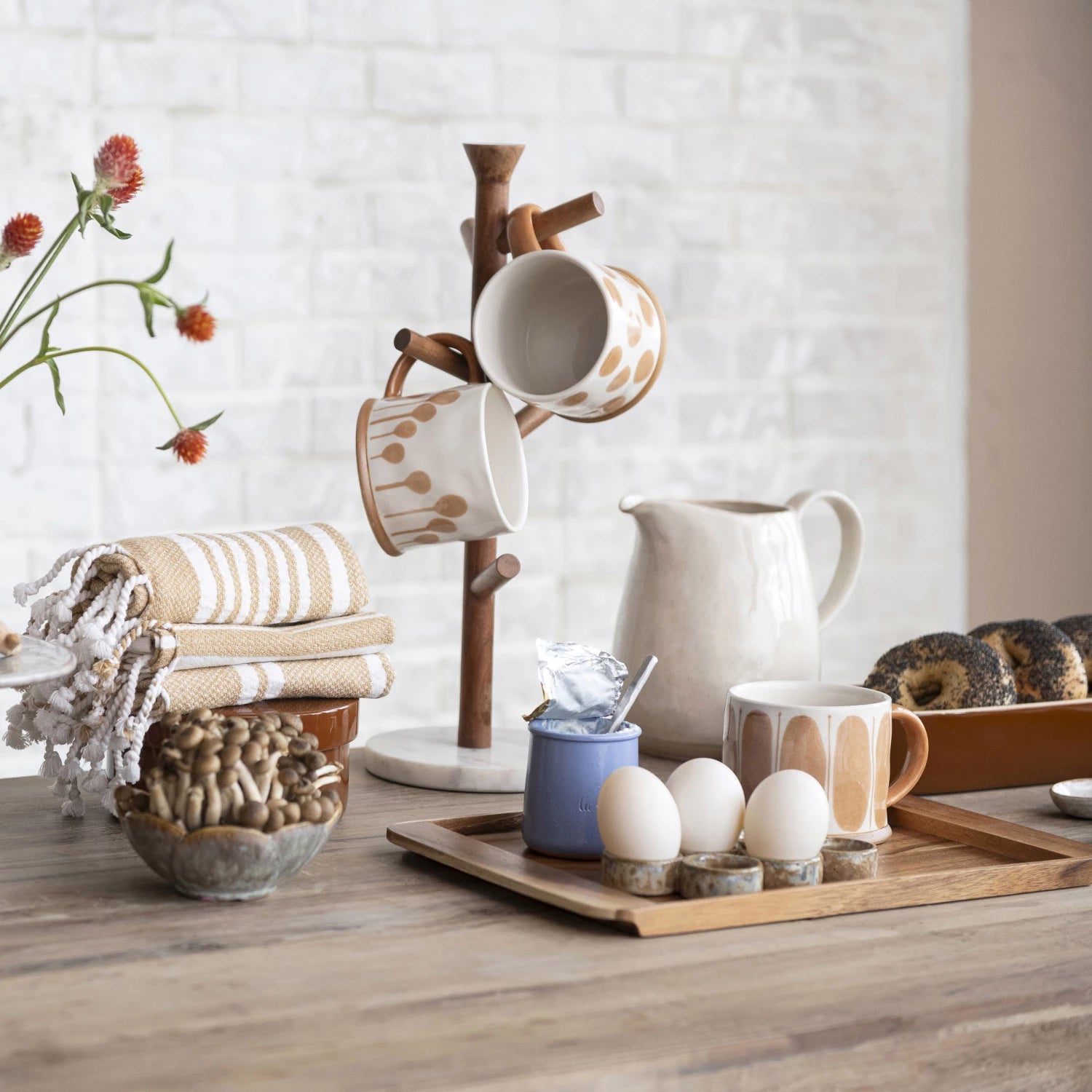 Mango Wood & Marble Mug Rack, Natural & White