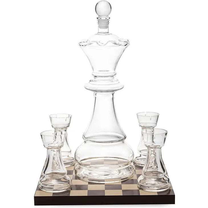 Chess Set Decanter w/ 4 Rook Glasses