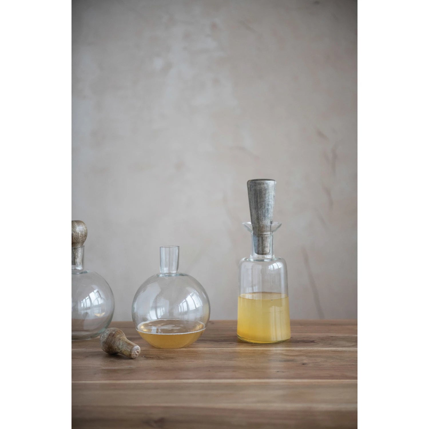 Round Decanter with Wood Stopper