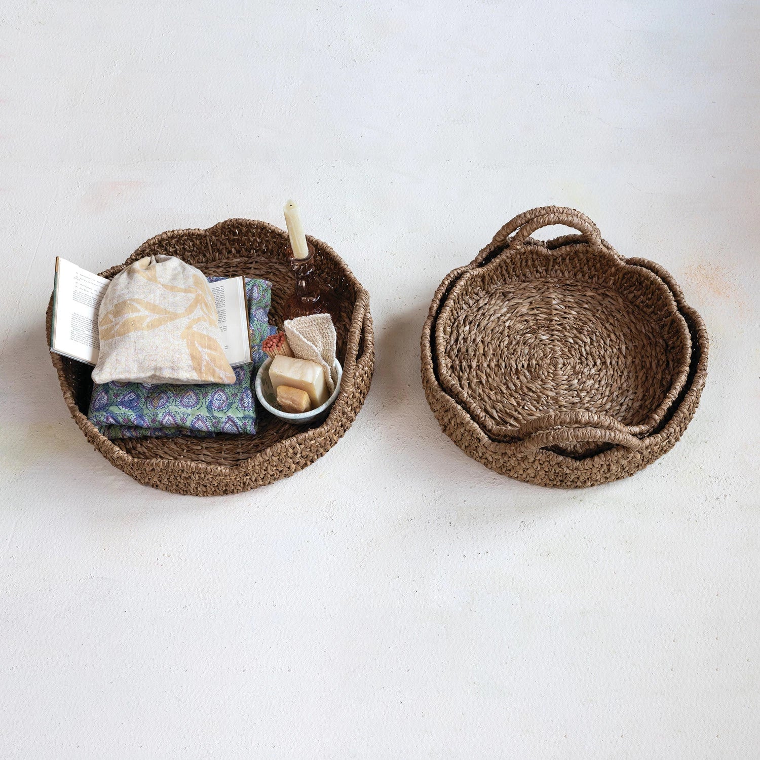 Decorative Braided Rattan Scalloped Trays