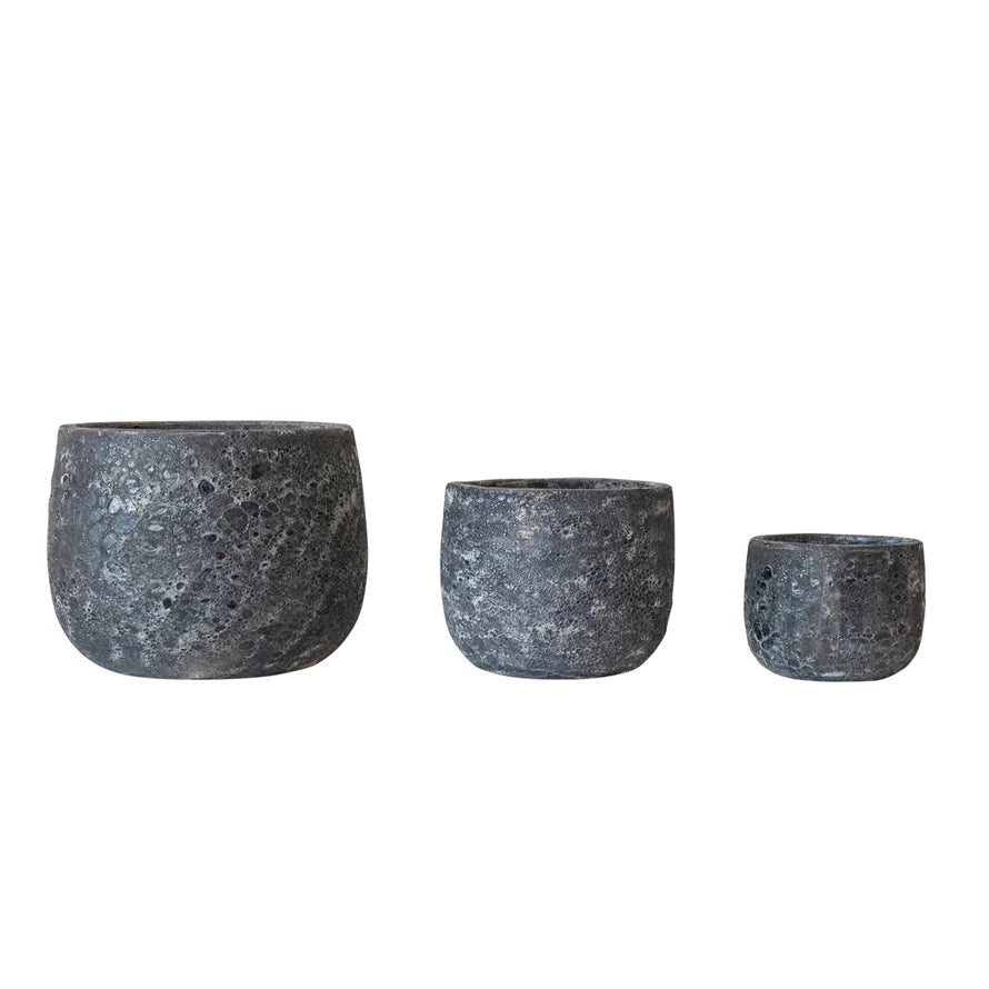 Volcano Finish & Grey Coarse Terra-cotta Planters