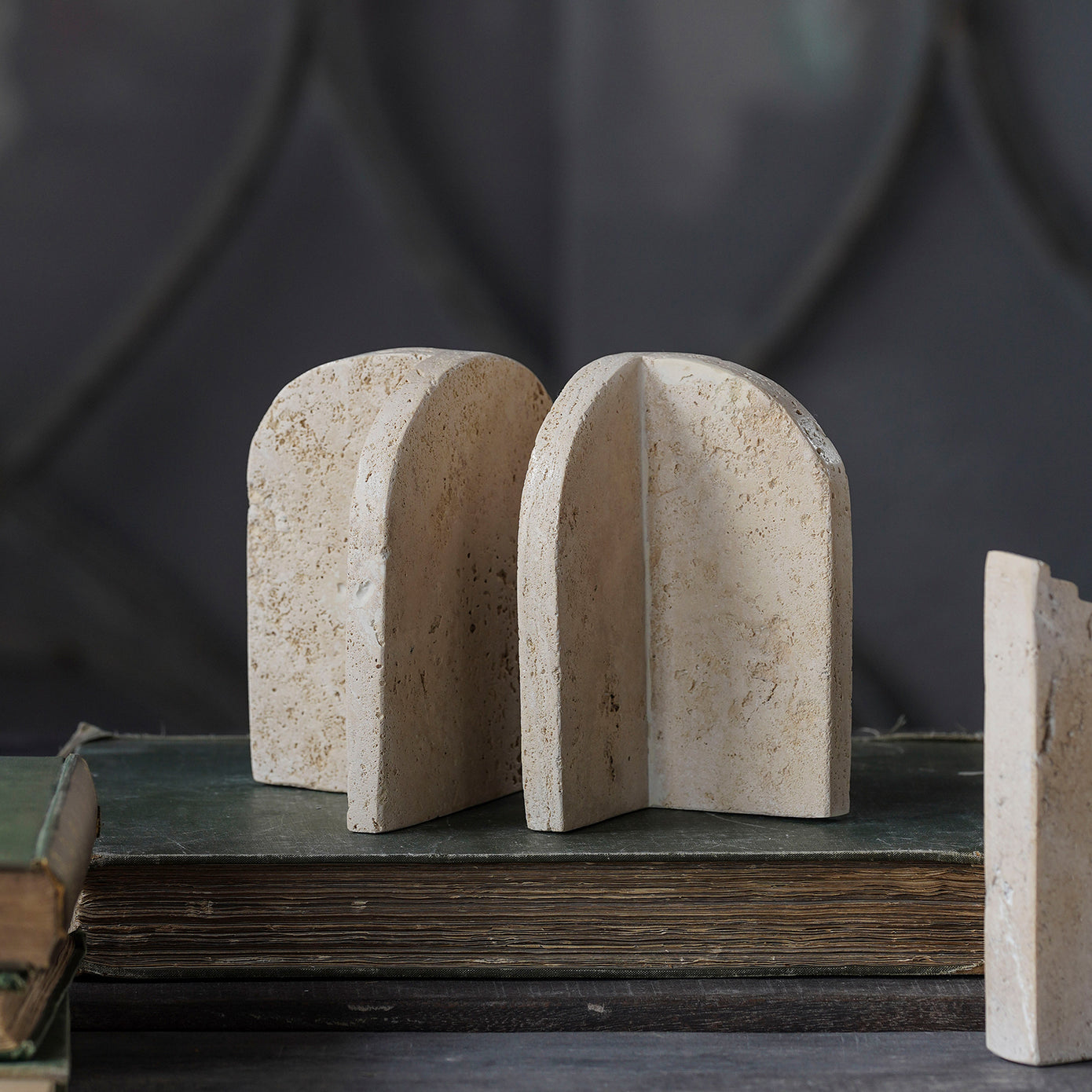 Tivoli Bookends