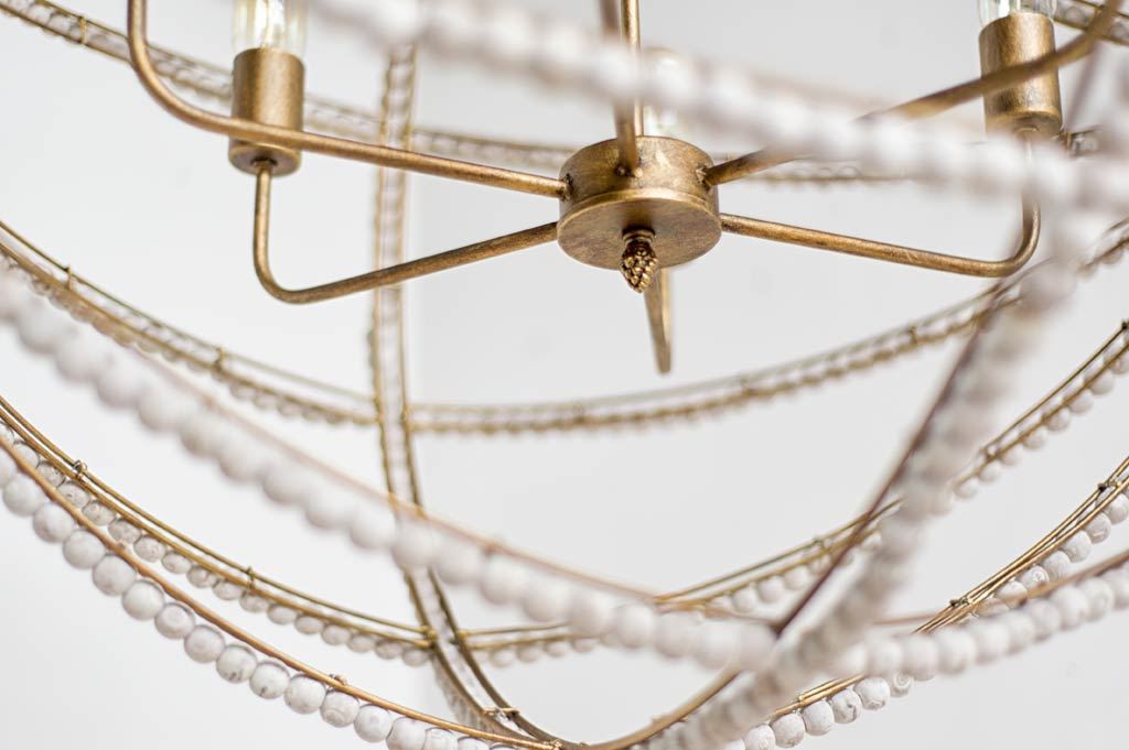 WHITE BEAD GLOBE
