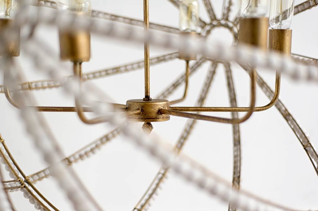 WHITE BEAD GLOBE