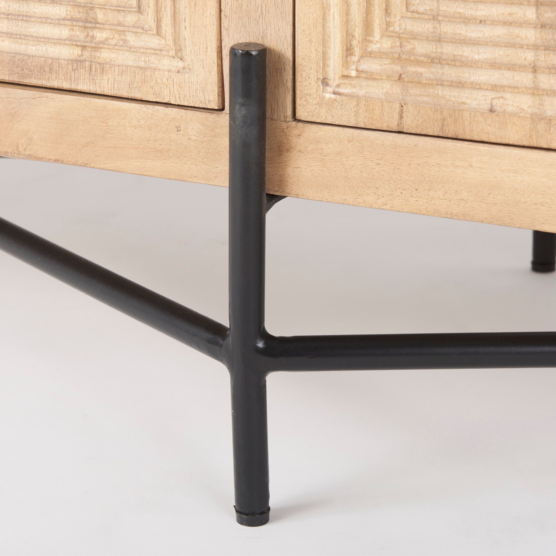 Khan Sideboard