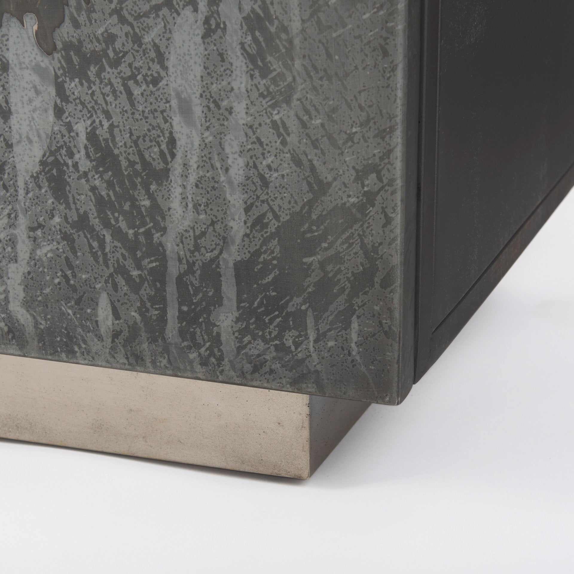 Roxdale Sideboard