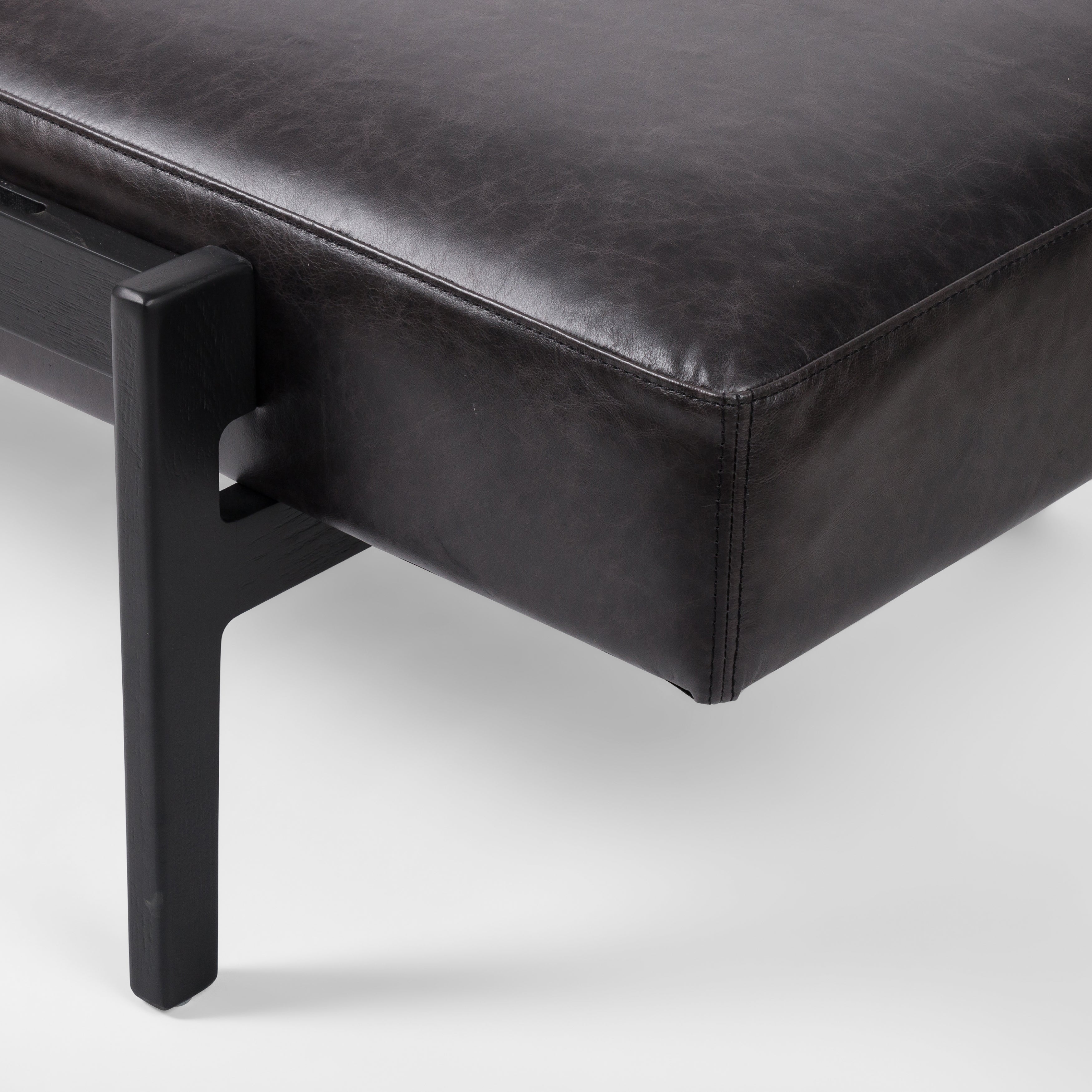 Albus Bench