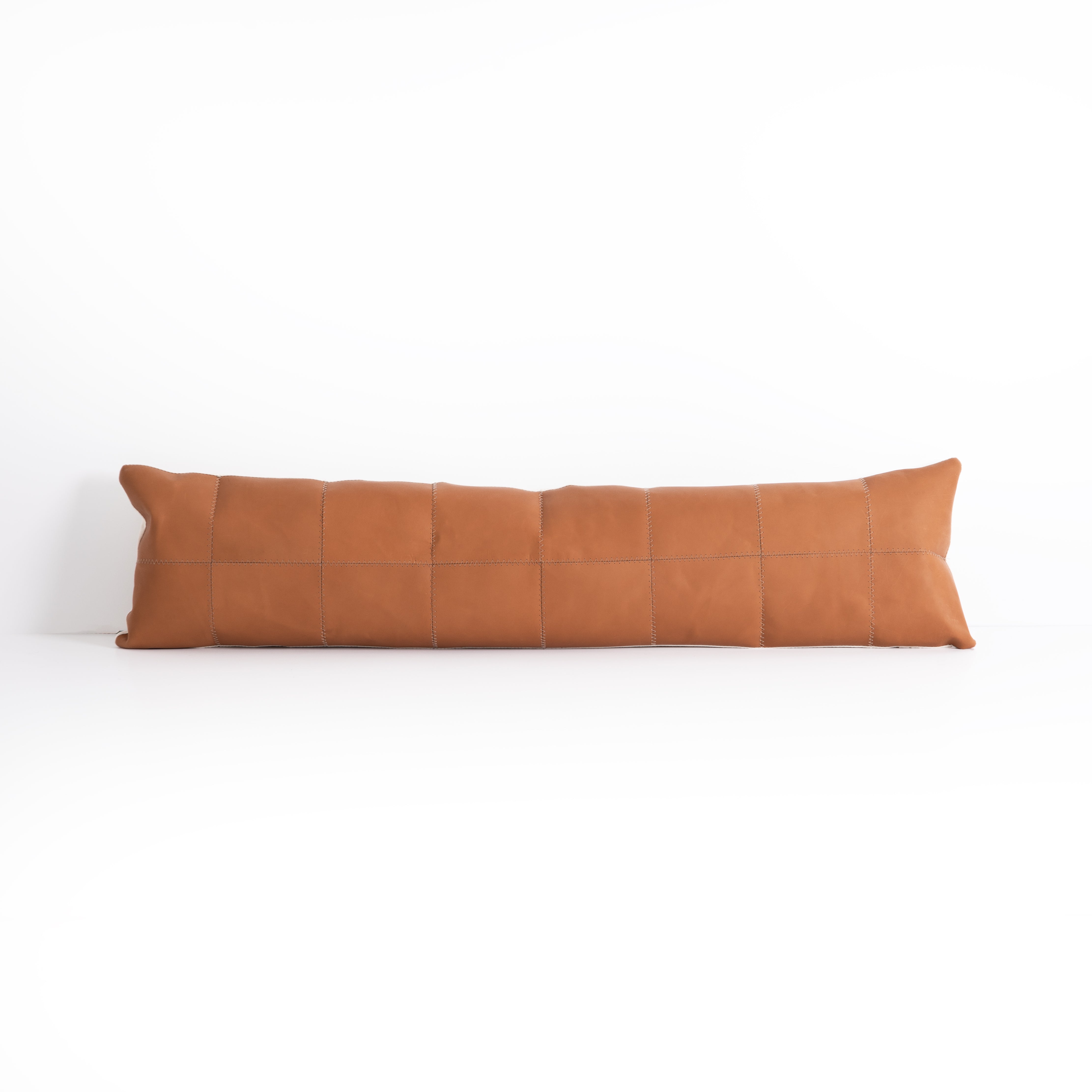 Sandro Lumbar Pillow
