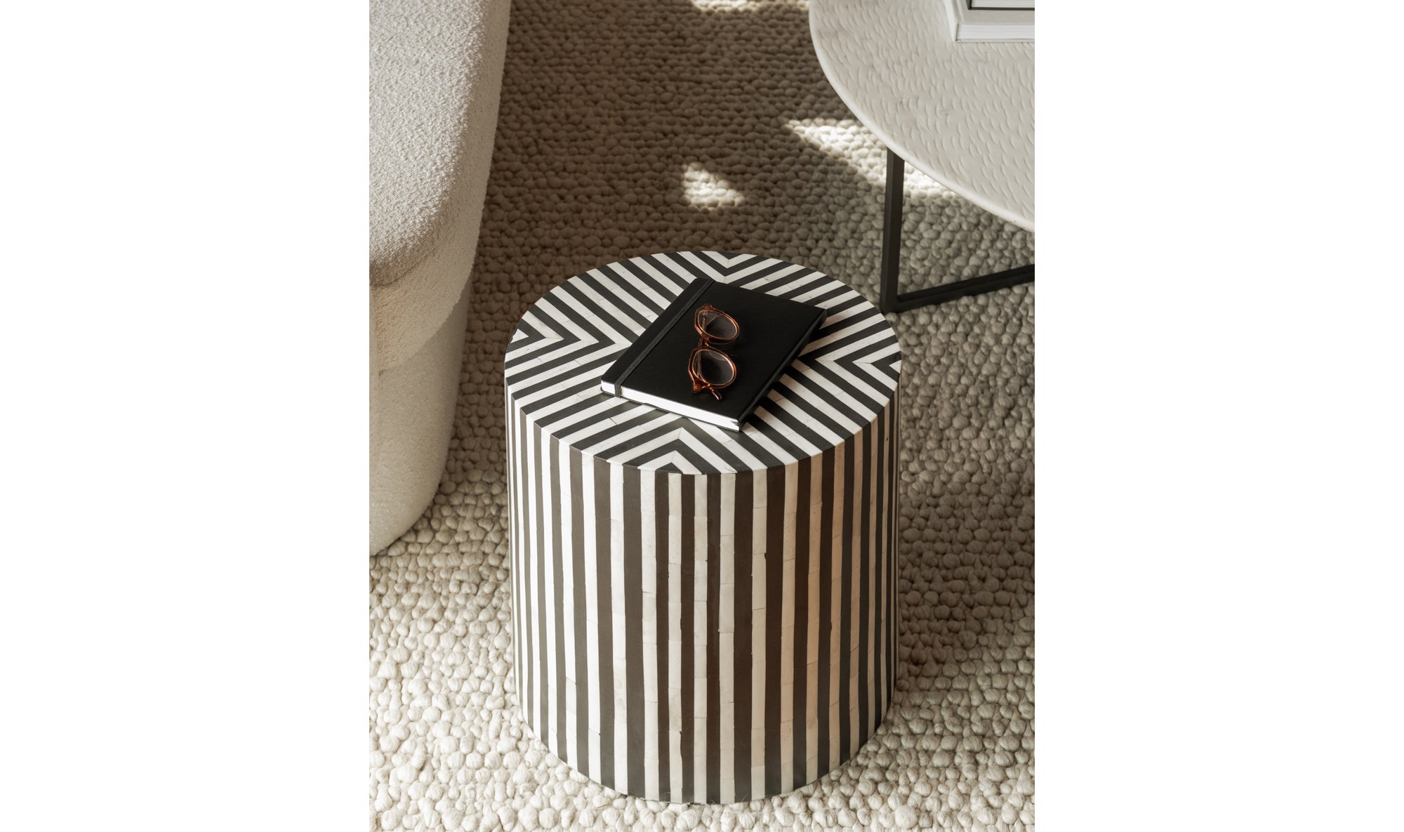 Chameau Side Table