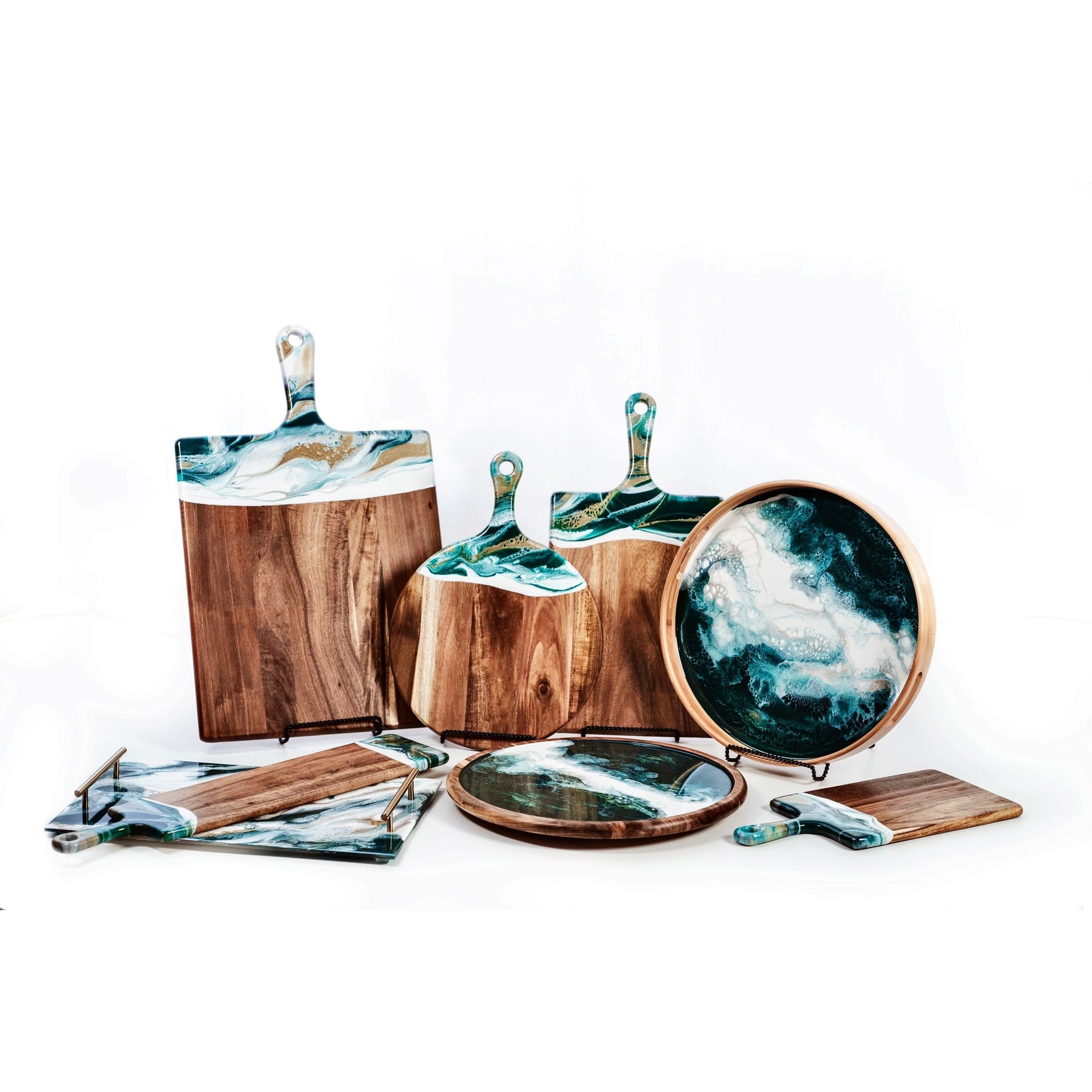 Acacia Resin Cheeseboard- Large Emerald