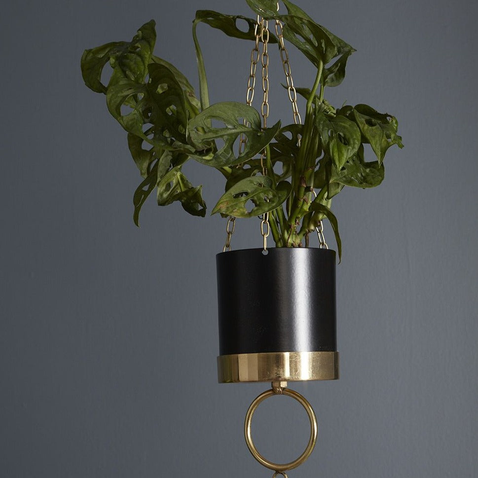 Karo Hanging Pots