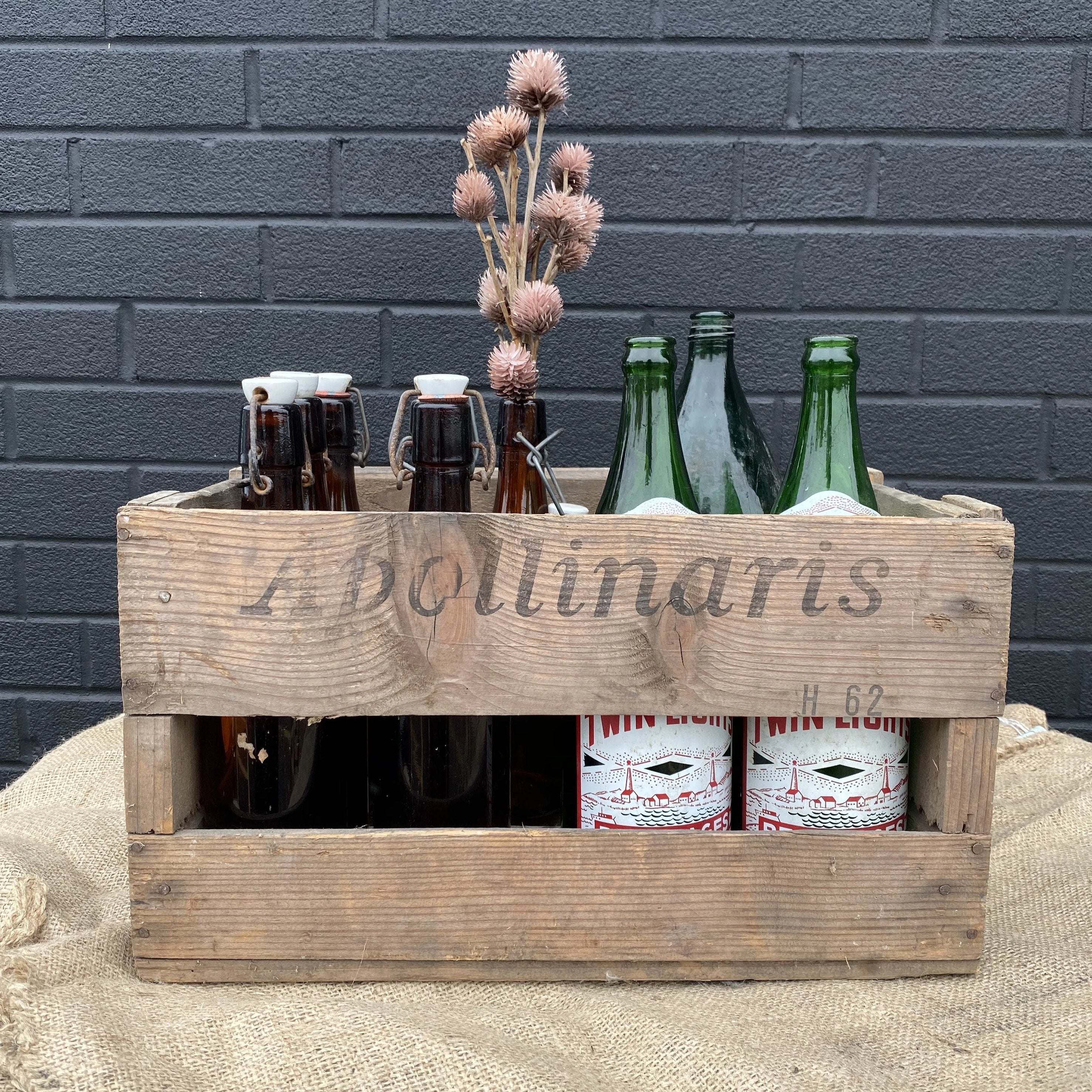 Apollinaris Crate