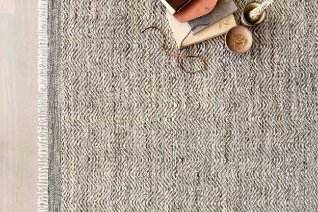 Omen Rug - Grey