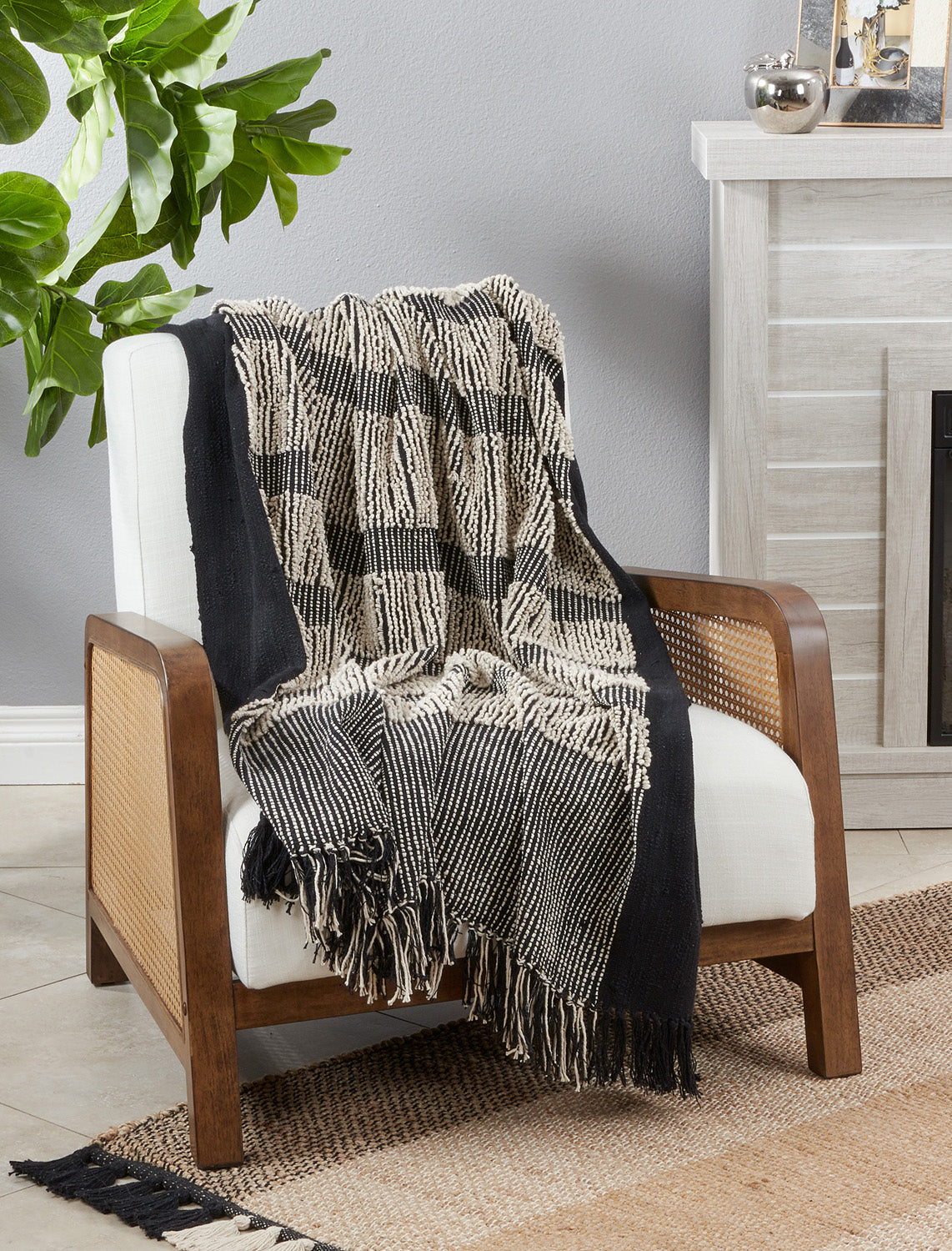 Chunky Black Knit Striped Throw