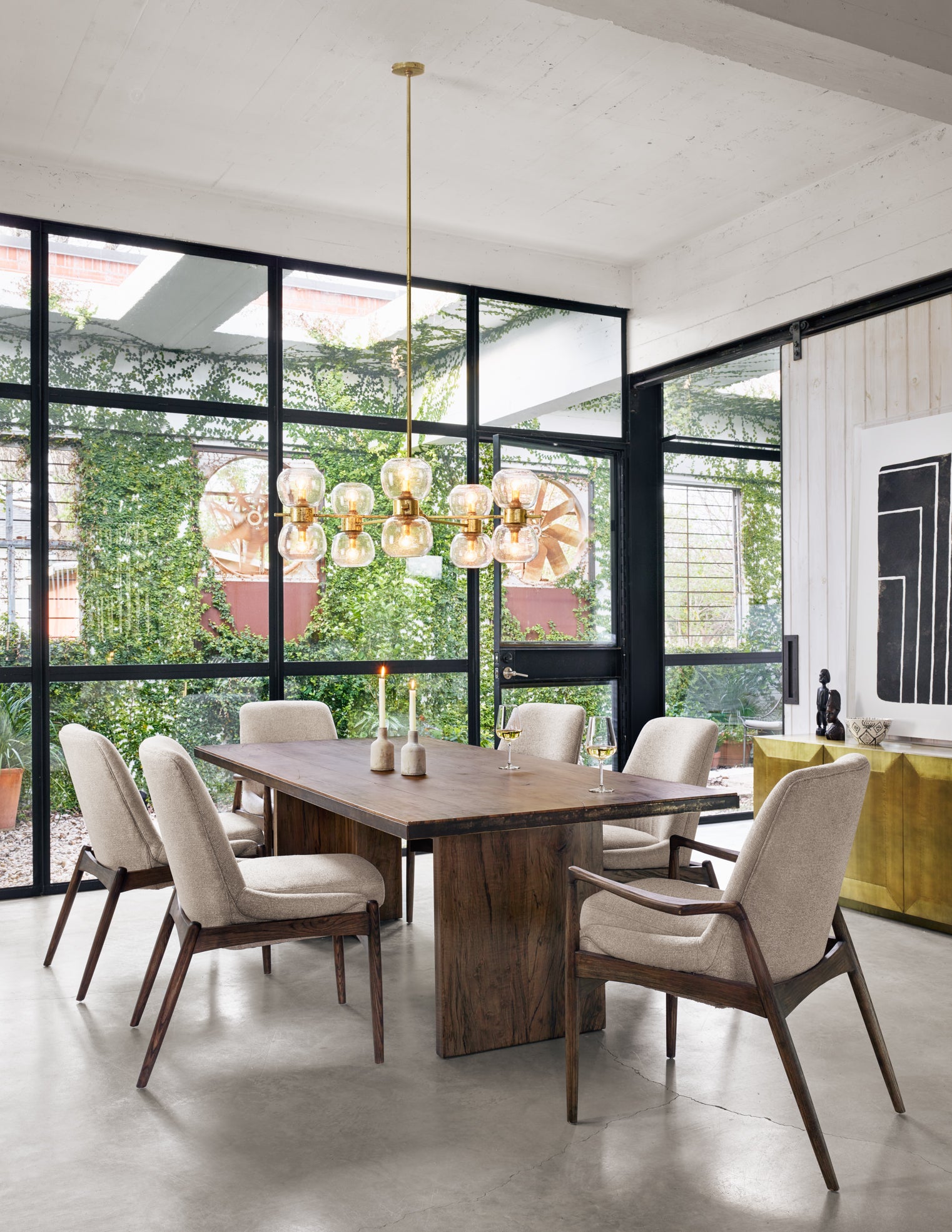 Kris Dining Table