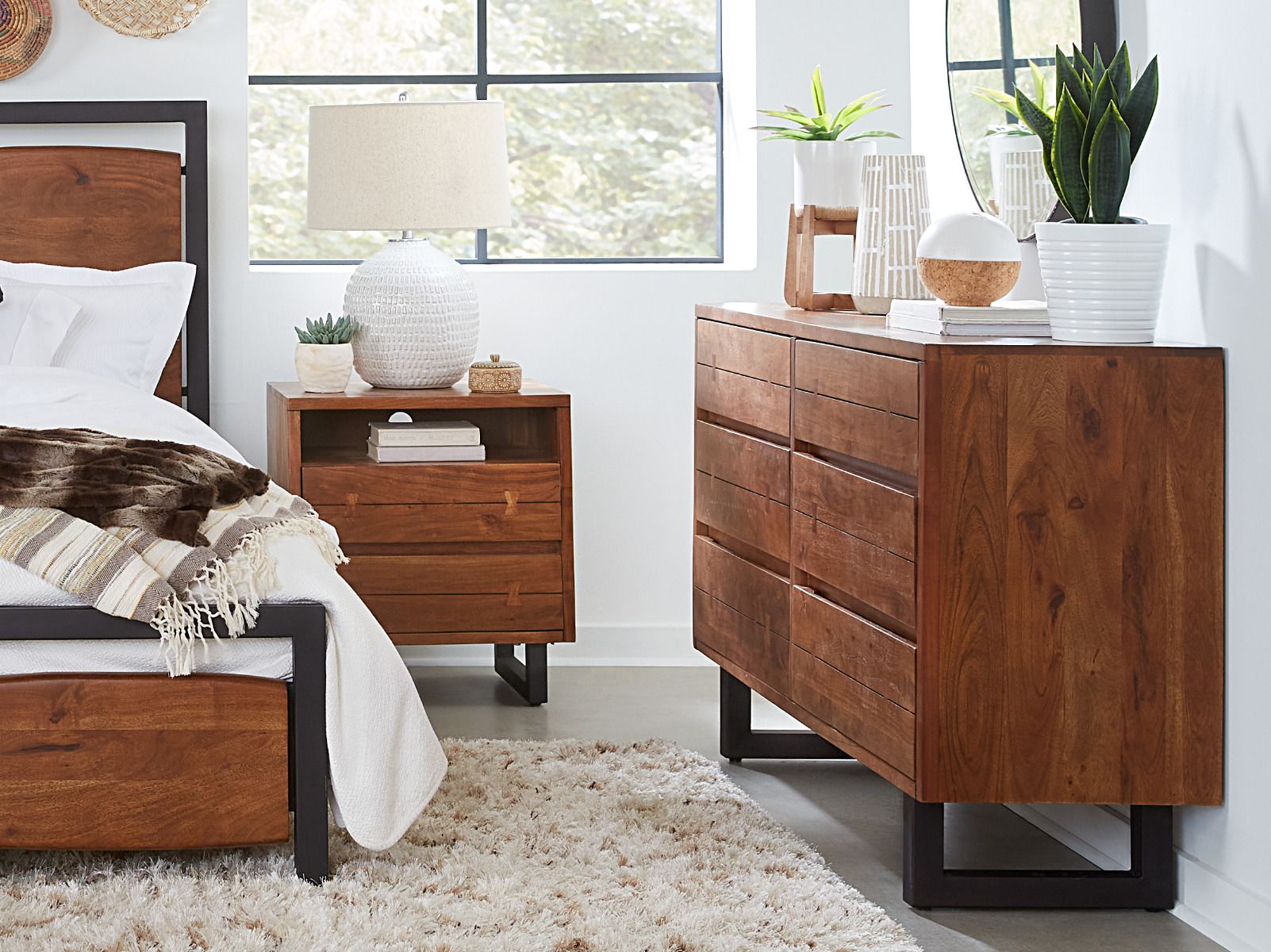 Aspen Dresser