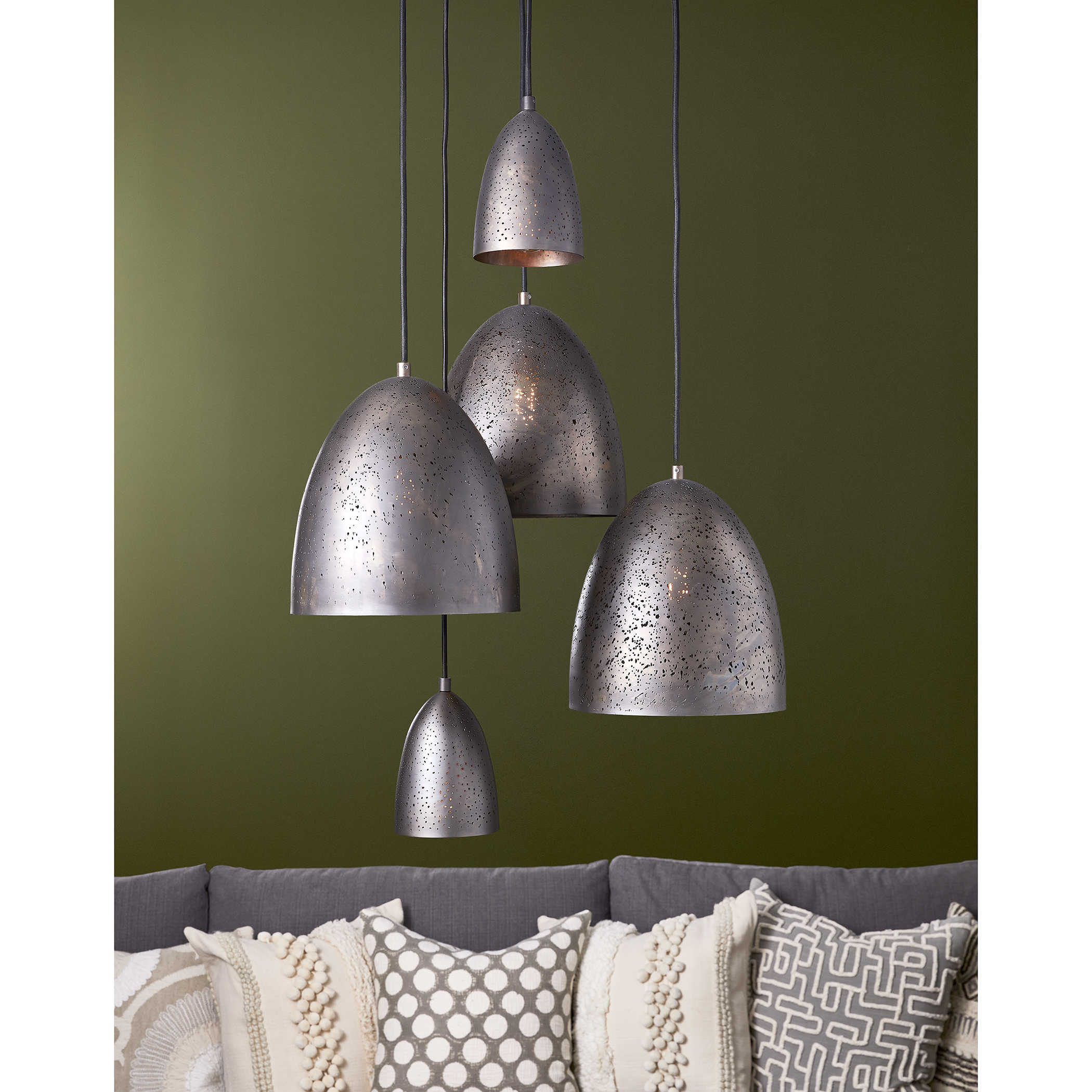 Darsh Pendant