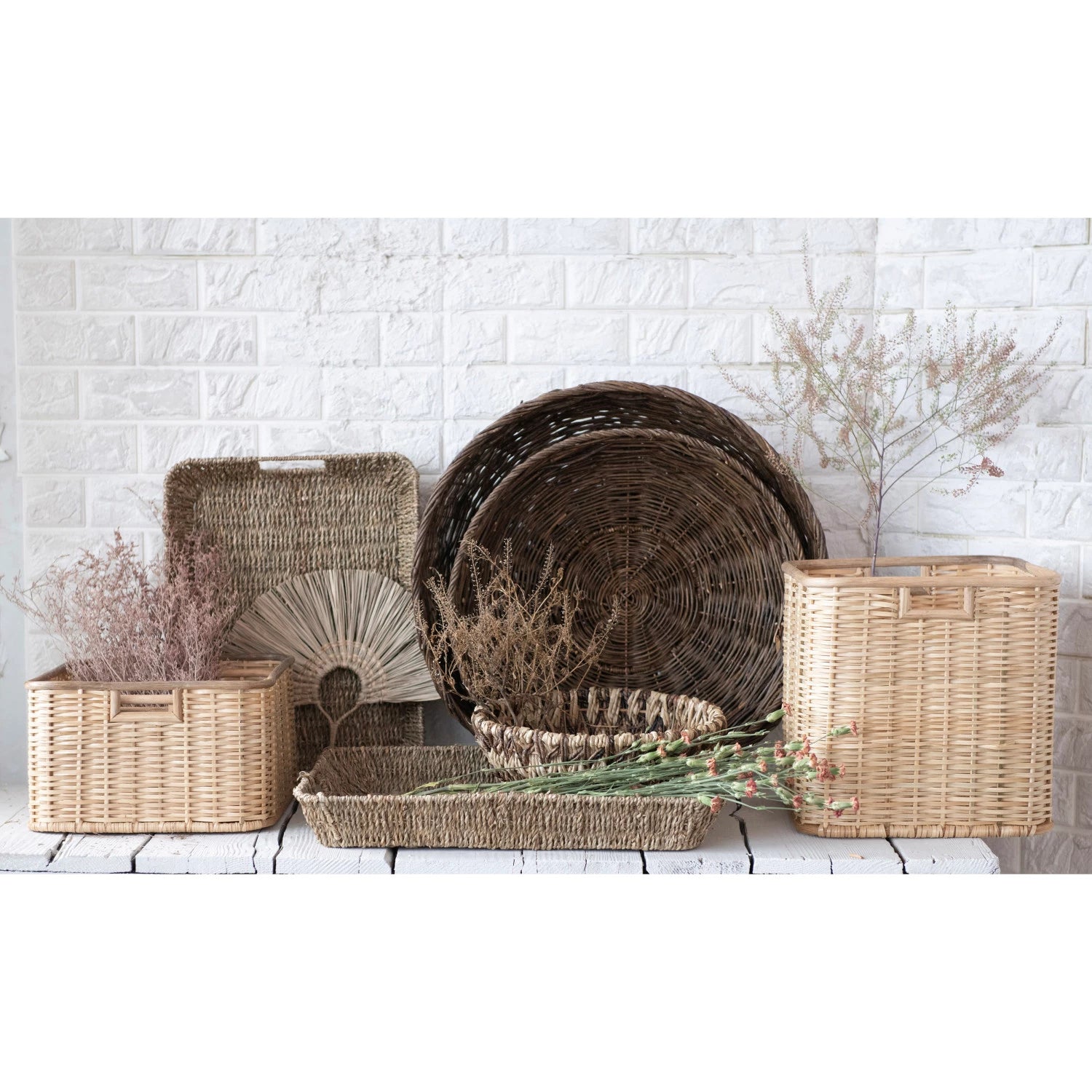 Natural Seagrass & Metal Trays w/ Handles