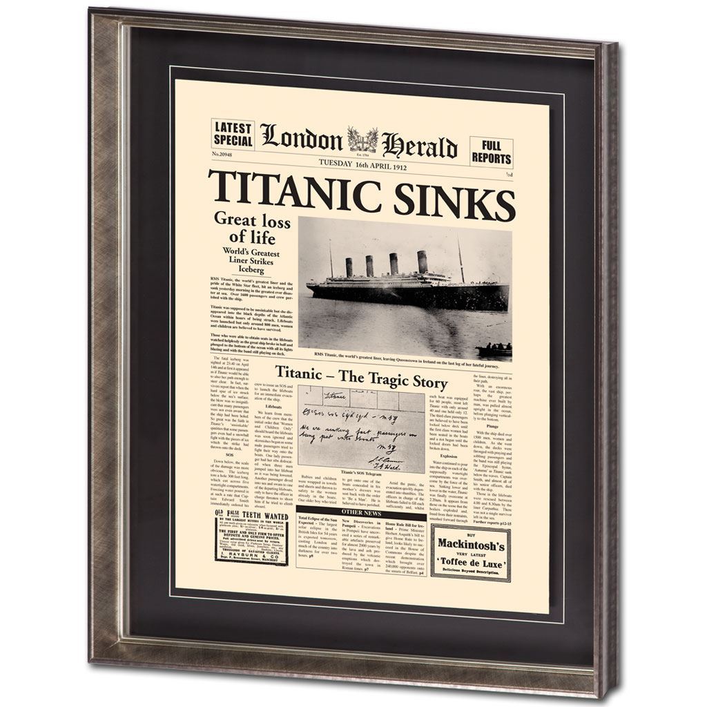 Titanic Sinks Wall Art
